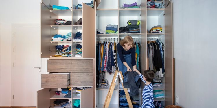 Home Office Organization: Decluttering for Maximum Productivity