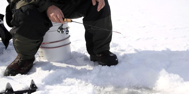 How to Set Up an Ice Fishing Spread for Multiple Lines: A Comprehensive Guide