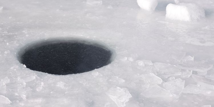 How to Read Ice Conditions for Safe Fishing: A Comprehensive Guide