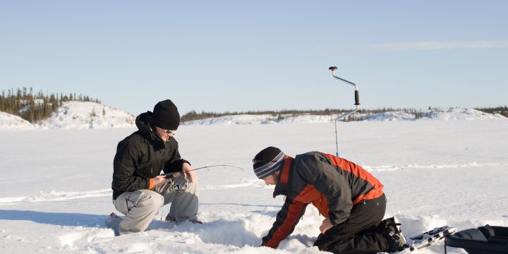 Beginner’s Guide to Ice Fishing: Tips, Gear, and Techniques for a Successful Adventure