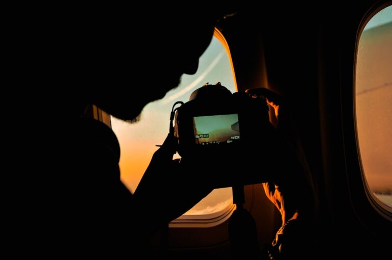 Photo Blocked air vents or duct leaks