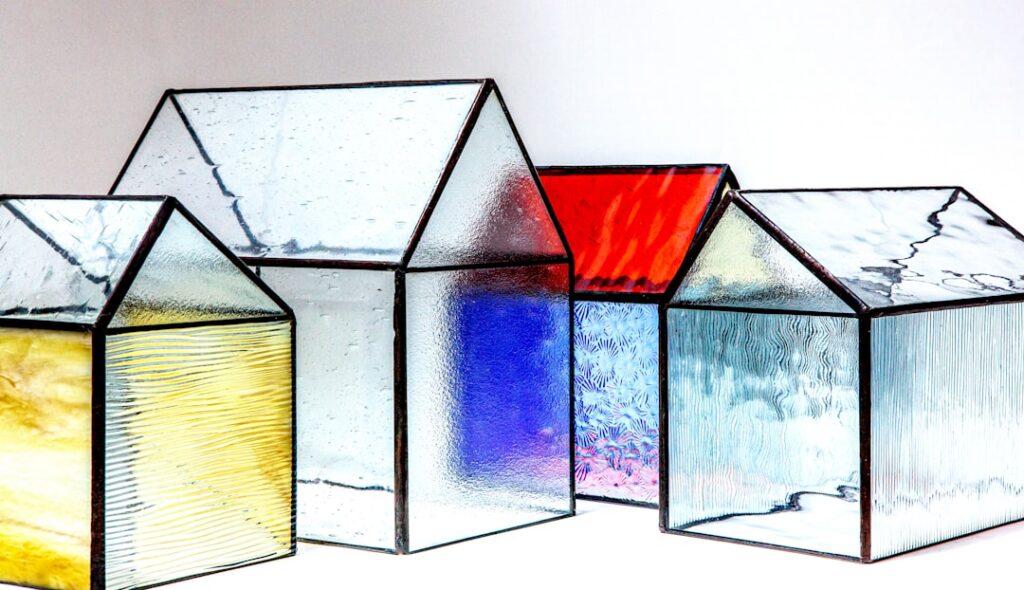 Viral Mud-and-Glass Homes: Sustainable Living Goes Online