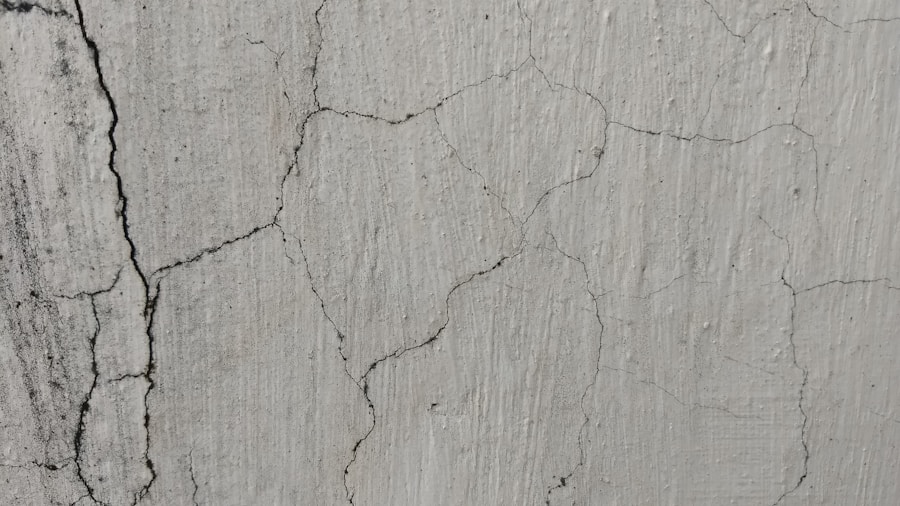 Fixing Drywall Cracks: A Step-by-Step Guide