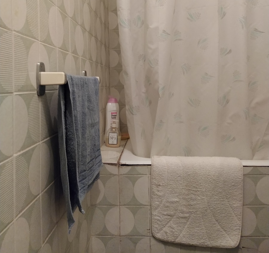 Banishing Bathroom Mildew: Tips for a Clean, Mold-Free Space