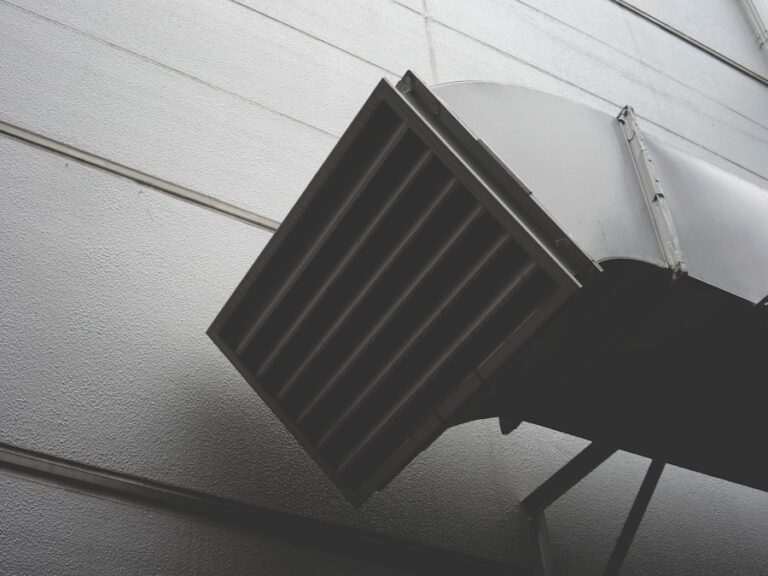 Photo HVAC maintenance tips