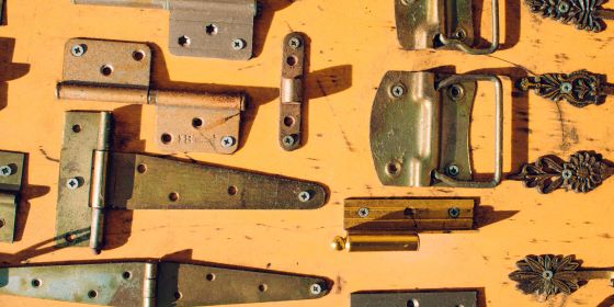 Investigating the Hinges Industry: Providing Access to Quality and Dependability