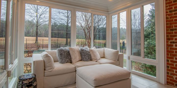 What is the Difference Between Retrofit and Replacement Windows?